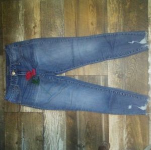 Maurices Distructed jeans